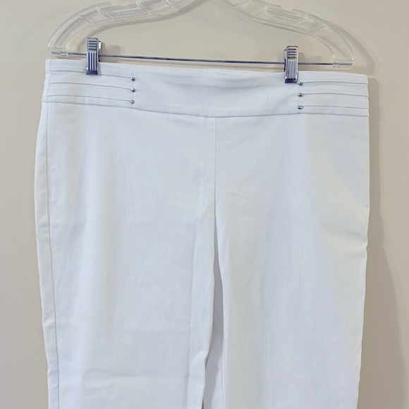 JM COLLECTION Tummy Control White Pullon Ankle Tailored Pants NWOT - Picture 3 of 9